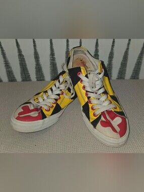 Maryland Flag Yellow and Black Casual Lace-Up Women’s Flats - Size 7.5